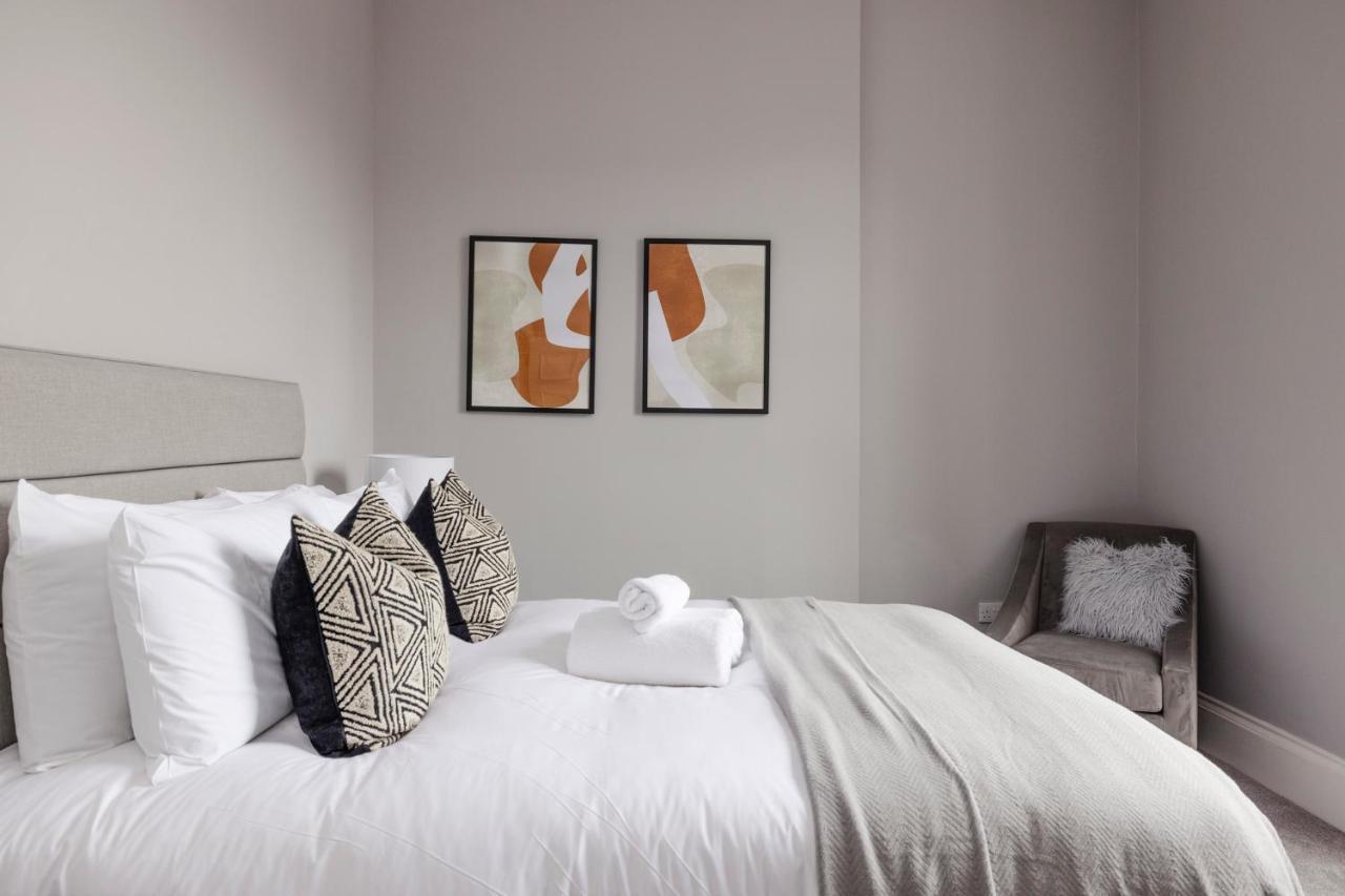 Joivy Luxurious Apt On Notable George Street Edinburgh Ngoại thất bức ảnh