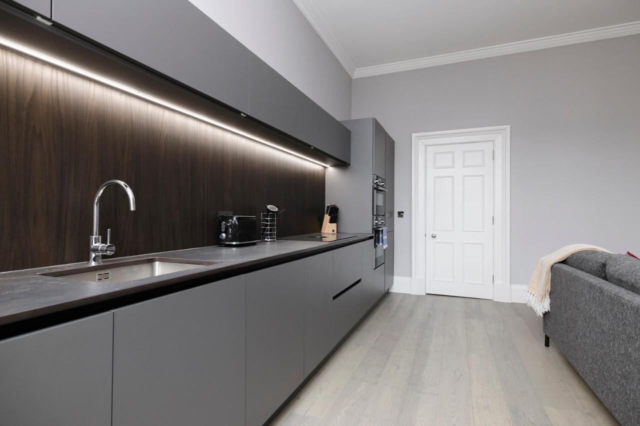 Joivy Luxurious Apt On Notable George Street Edinburgh Ngoại thất bức ảnh