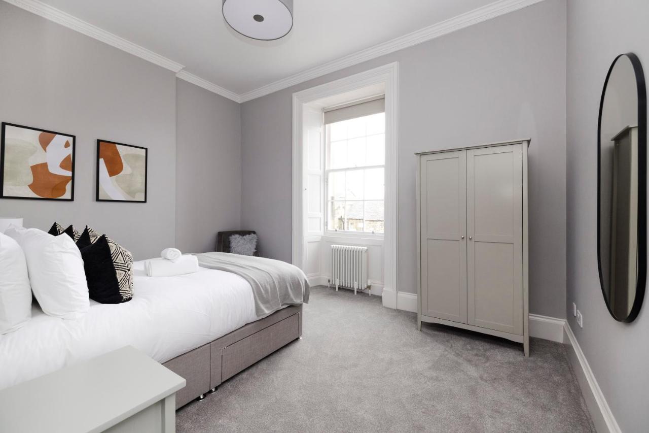 Joivy Luxurious Apt On Notable George Street Edinburgh Ngoại thất bức ảnh