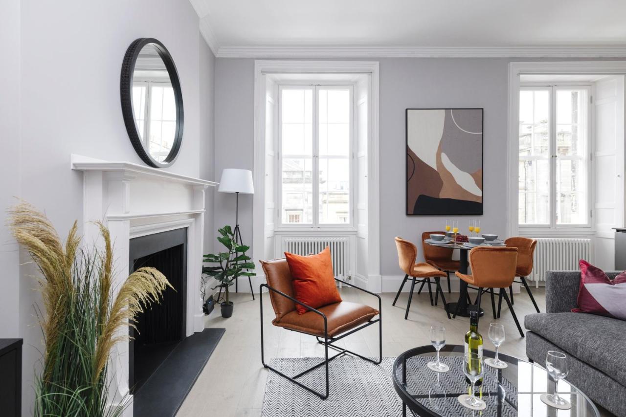 Joivy Luxurious Apt On Notable George Street Edinburgh Ngoại thất bức ảnh