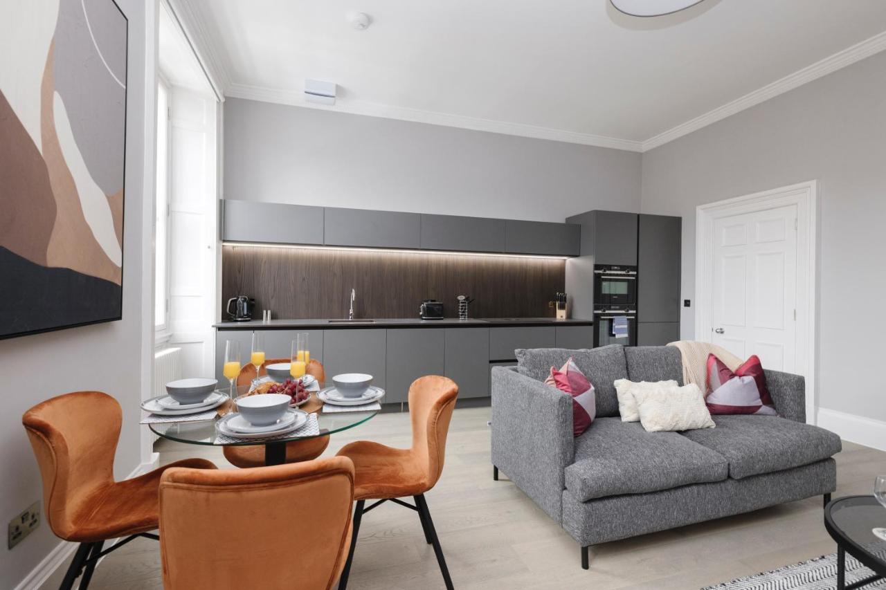 Joivy Luxurious Apt On Notable George Street Edinburgh Ngoại thất bức ảnh