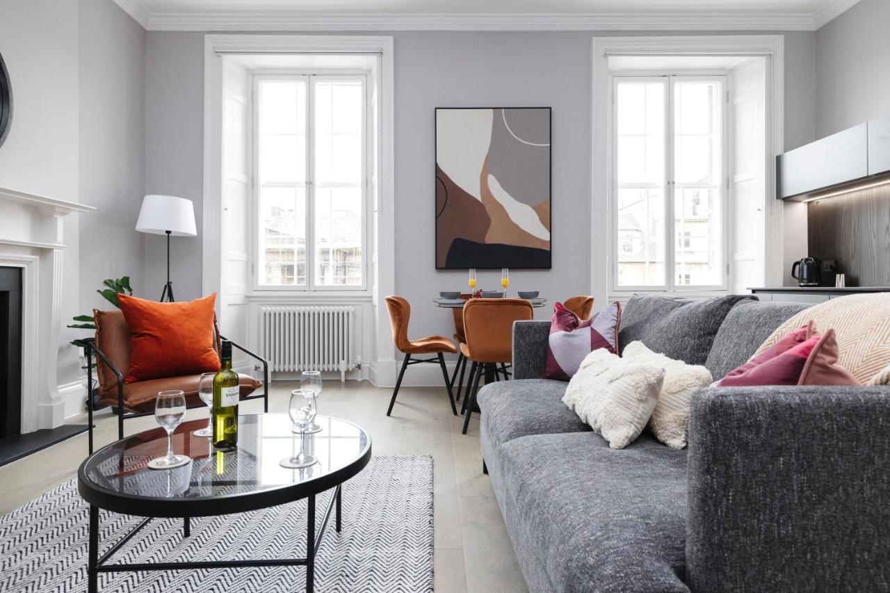 Joivy Luxurious Apt On Notable George Street Edinburgh Ngoại thất bức ảnh