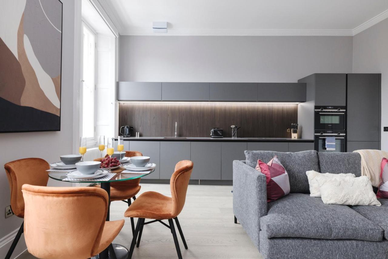 Joivy Luxurious Apt On Notable George Street Edinburgh Ngoại thất bức ảnh